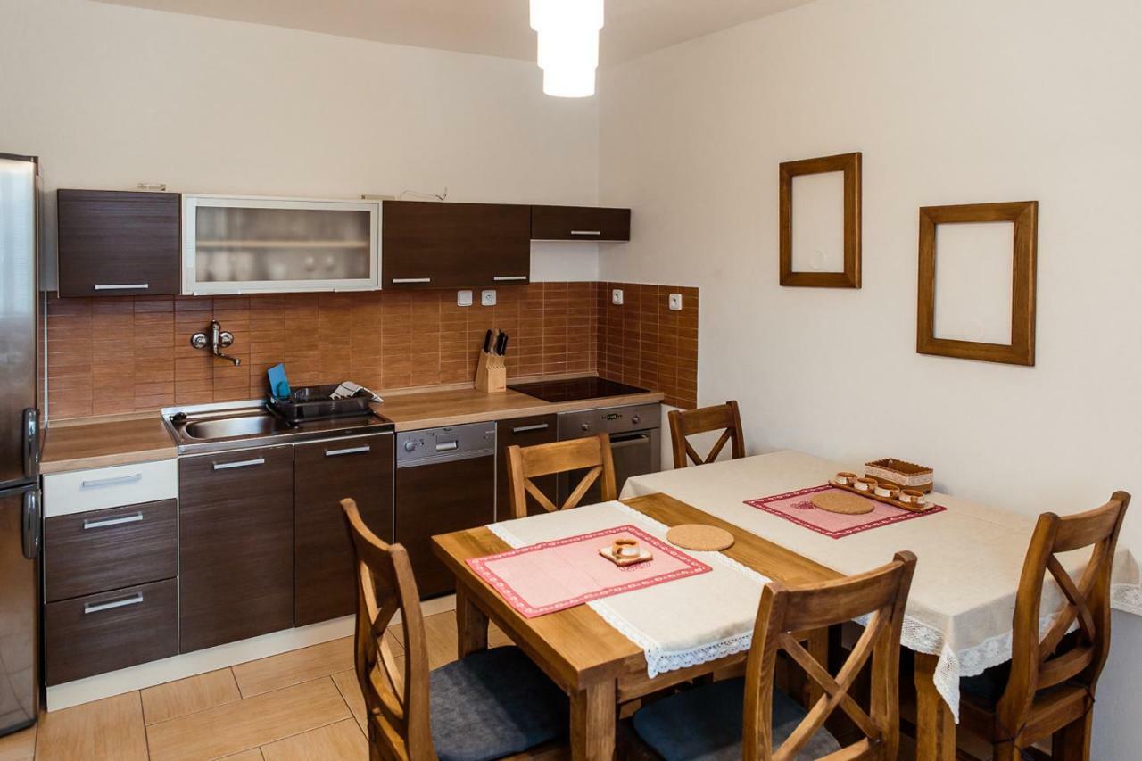 זוברץ Apartmany Hrady מראה חיצוני תמונה